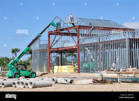 steel building hurricane resistance